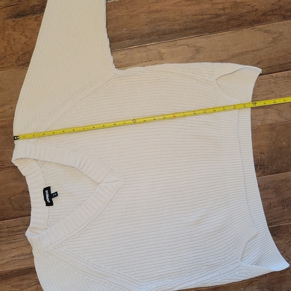 Express Sweater size xs - Picture 5 of 6